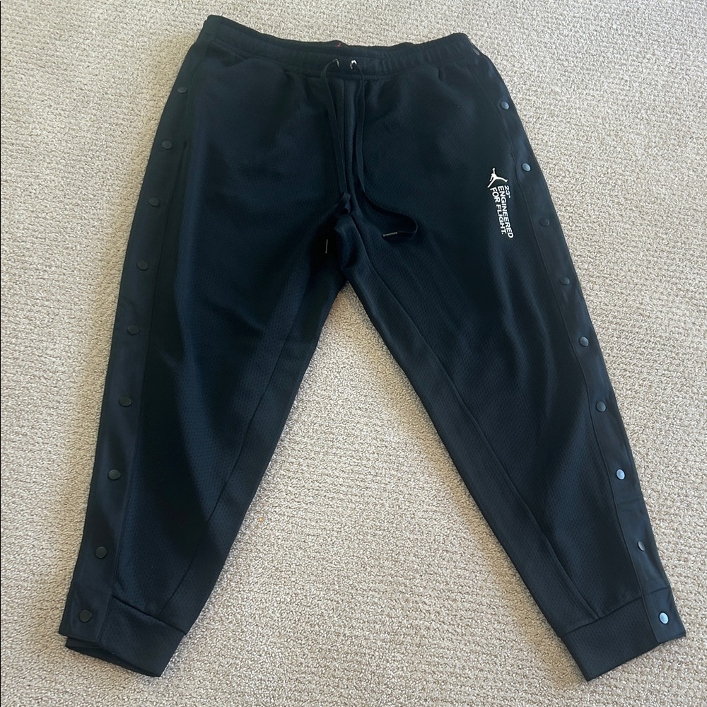 Jordan Black Snap-Detail Men's Joggers